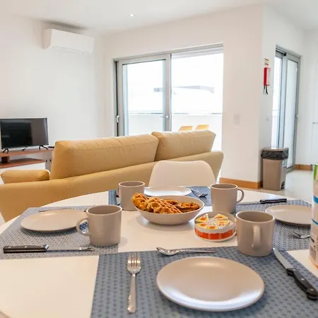 B60 - Galvao Apartment C In Lagos Lagos