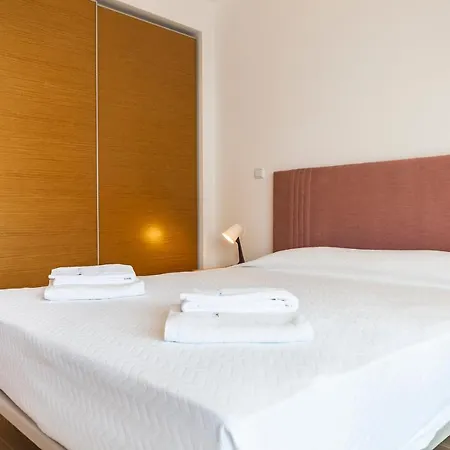 B60 - Galvao Apartment C In Lagos * Lagos